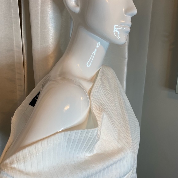 SALE-BOGO 6 for $25 🔥OFF THE SHOULDER KNITTED TOP - Picture 4 of 4